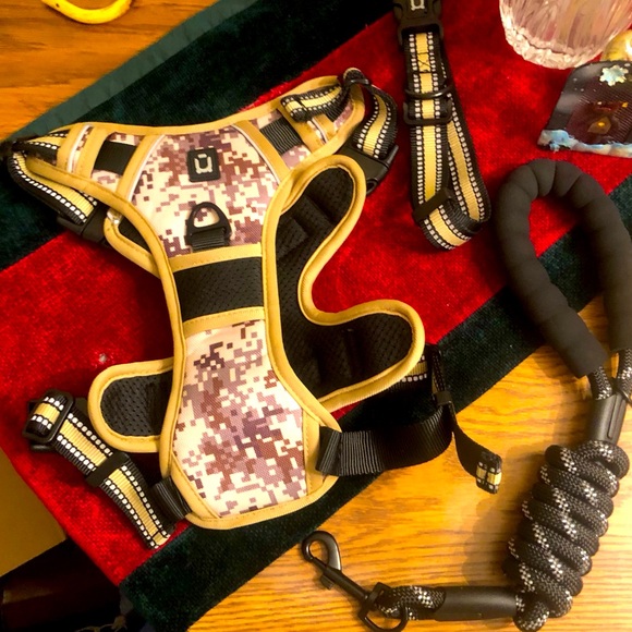 3 Piece Large Dog Heavy Duty Tactical Reflective Harness, Collar, and Leash - Picture 2 of 9